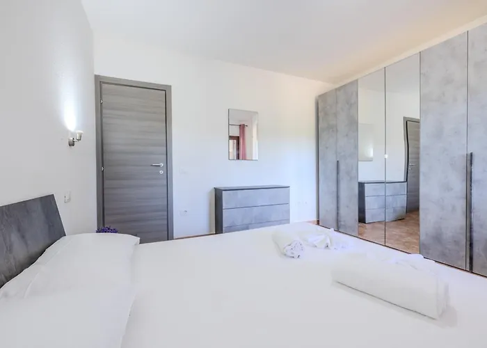 The House By The Sea- Ad Group Apartament