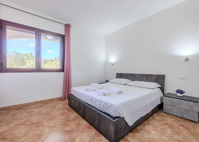 The House By The Sea- Ad Group Apartament Olbia