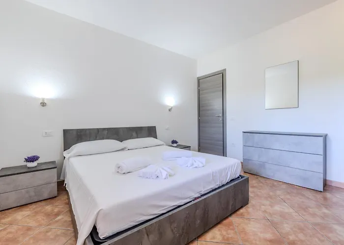 The House By The Sea- Ad Group Apartament Olbia