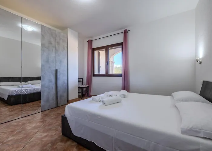 The House By The Sea- Ad Group Apartament Olbia